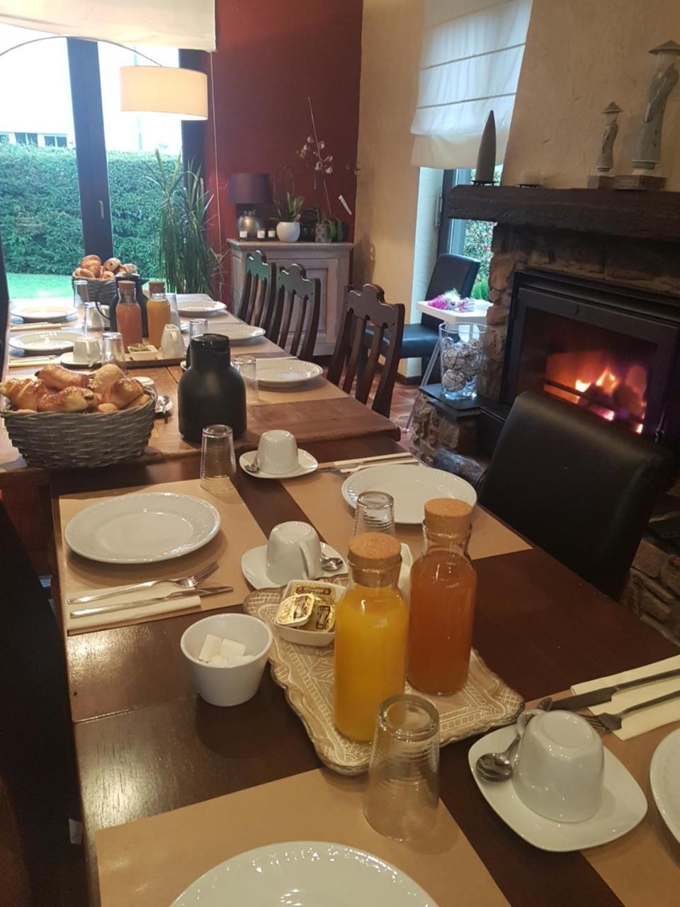 B&B Au Coq En Pate Jalhay Εξωτερικό φωτογραφία