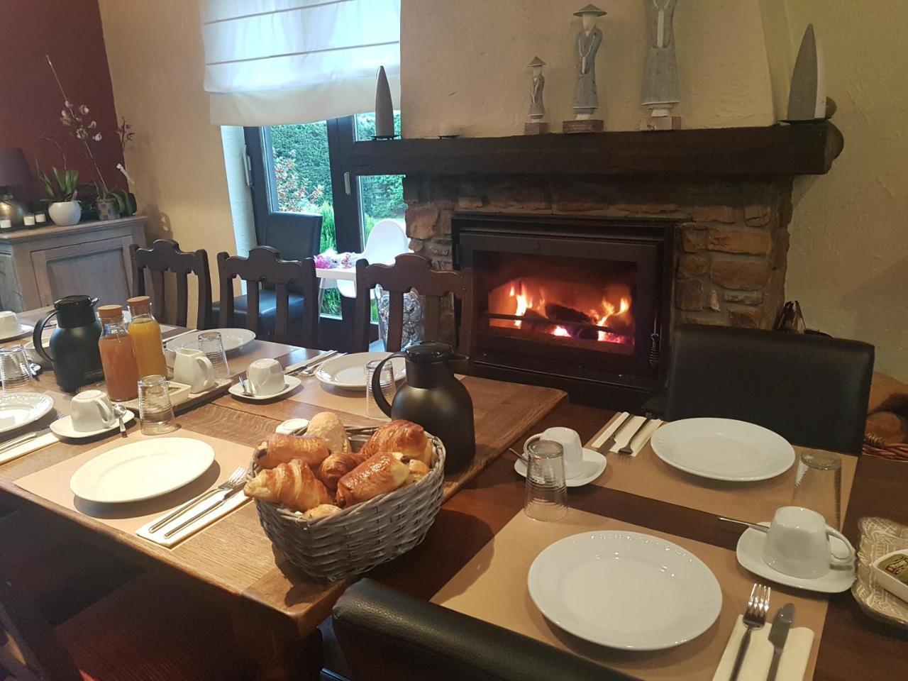 B&B Au Coq En Pate Jalhay Εξωτερικό φωτογραφία